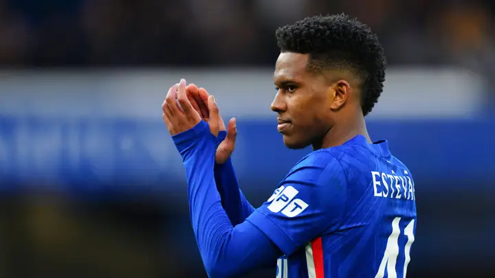 เชลซีพิจารณาปล่อยยืม เอสเตเวา เปิดทาง PSG เสริมทัพ